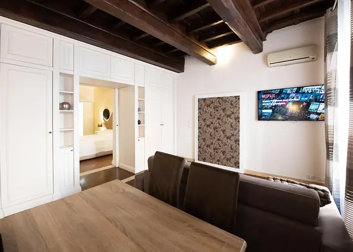 Magenta Collection Crociferi 1 Daire Roma